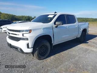 ✅ 2020 Chevrolet Silverado 1500 RST • VIN: 1GCUYEED9LZ110225 • Lot: 43328155. Wystawiony na IAAI z przebiegiem 81 923 mil. Bezpłatny archiwum sprzedaży aukcyjnych z USA i szczegółowy raport historii pojazdu na DreamBid. Zdjęcie 2.