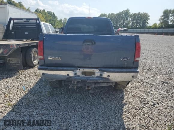 ✅ 2005 Ford F-350 XL • VIN: 1FTWW31P45EA76577 • Лот: 71702785. Опубликован ранее на Copart с пробегом 264 999 миль. Бесплатный доступ к архиву аукционных продаж из США и подробный отчёт об истории автомобиля на DreamBid. Изображение 6.
