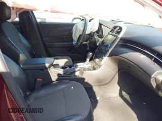 2015 Chevrolet Malibu LT z VIN 1G11C5SL8FF288901, wystawiony jako IAAI lot #43493131 z przebiegiem 59 599 mil mil oraz . Historia ofert i sprzedaży dostępna na DreamBid. Obrazek 5.