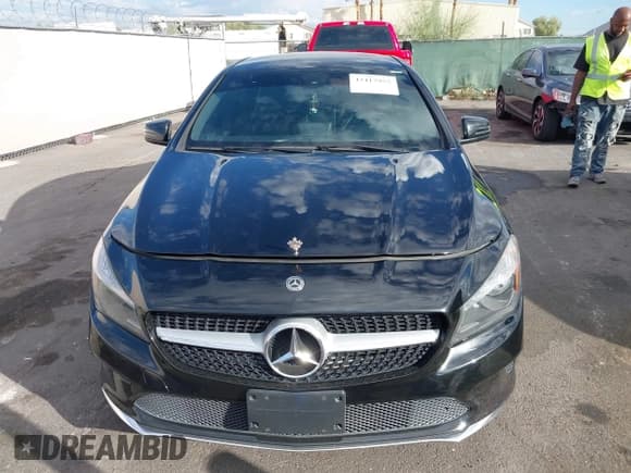 ✅ 2018 Mercedes-Benz CLA 250 • VIN: WDDSJ4EB2JN682946 • Lot: 43417955. Listed on IAAI with 89,185 mi. Free auction sales archive from the USA and detailed vehicle history report at DreamBid. Image 11.