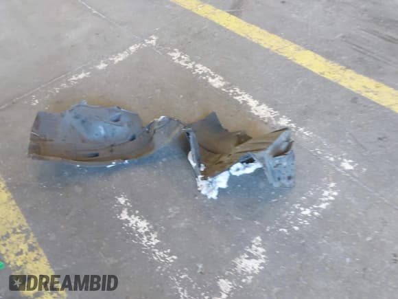 ✅ 2019 Honda Civic LX • VIN: 19XFC2F62KE208416 • Lot: 43315895. Listed on IAAI with 67,345 mi. Free auction sales archive from the USA and detailed vehicle history report at DreamBid. Image 12.