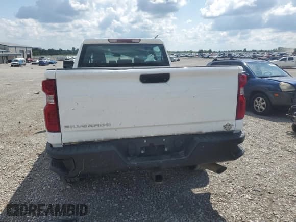 ✅ 2020 Chevrolet Silverado 2500HD Work Truck • VIN: 1GC4YLE74LF152656 • Lot: 67406375. Wystawiony na Copart z przebiegiem 59 285 mil. Bezpłatny archiwum sprzedaży aukcyjnych z USA i szczegółowy raport historii pojazdu na DreamBid. Zdjęcie 6.