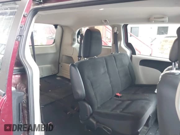 ✅ 2019 Dodge Grand Caravan SE • VIN: 2C4RDGBG8KR636365 • Лот: 43546444. Опубликован ранее на IAAI с пробегом 82 377 миль. Бесплатный доступ к архиву аукционных продаж из США и подробный отчёт об истории автомобиля на DreamBid. Изображение 8.