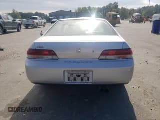 ✅ 2001 Honda Prelude • VIN: JHMBB62421C003308 • Лот: 76261414. Опубликован ранее на Copart с пробегом 183 781 миль. Бесплатный доступ к архиву аукционных продаж из США и подробный отчёт об истории автомобиля на DreamBid. Изображение 6.