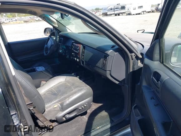 ✅ 2001 Dodge Durango • VIN: 1B4HS28N21F597852 • Лот: 42860908. Опубликован ранее на IAAI с пробегом 212 457 миль. Бесплатный доступ к архиву аукционных продаж из США и подробный отчёт об истории автомобиля на DreamBid. Изображение 5.