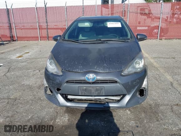 ✅ 2016 Toyota Prius One • VIN: JTDKDTB37G1132974 • Lot: 42865095. Listed on IAAI with 511,398 mi. Free auction sales archive from the USA and detailed vehicle history report at DreamBid. Image 12.