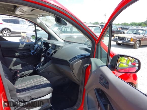 ✅ 2021 Ford Transit Connect XL • VIN: NM0LS7E23M1483913 • Lot: 42649487. Listed on IAAI with 72,560 mi. Free auction sales archive from the USA and detailed vehicle history report at DreamBid. Image 5.