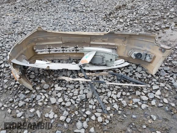 ✅ 1998 Lexus LS 400 • VIN: JT8BH28F7W0131925 • Lot: 42537882. Listed on IAAI with 149,956 mi. Free auction sales archive from the USA and detailed vehicle history report at DreamBid. Image 12.