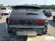 ✅ 2022 Genesis GV70 Sport • VIN: KMUMCDTC4NU045218 • Lot: 70035385. Wystawiony na Copart z przebiegiem 41 713 mil. Bezpłatny archiwum sprzedaży aukcyjnych z USA i szczegółowy raport historii pojazdu na DreamBid. Zdjęcie 6.