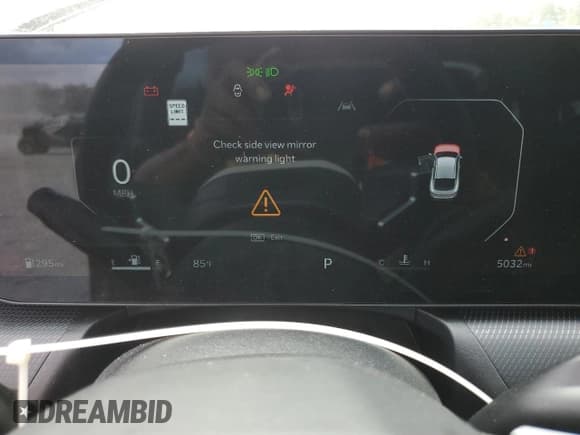 ✅ 2025 Kia K4 GT-Line • VIN: 3KPFW4DE7SE127215 • Lot: 85348685. Wystawiony na Copart z przebiegiem 5 032 mil. Bezpłatny archiwum sprzedaży aukcyjnych z USA i szczegółowy raport historii pojazdu na DreamBid. Zdjęcie 9.