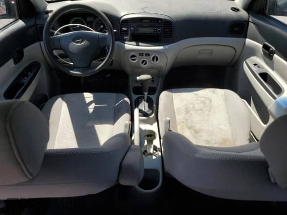 2008 Hyundai Accent L with VIN KMHCN45C98U178241, listed as a Copart auction lot 66208505 with 173,220 mi miles and Clean title. Bid and sale history available at DreamBid. Image 8.