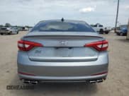 ✅ 2015 Hyundai Sonata Sport • VIN: 5NPE34AB8FH137591 • Lot: 55794115. Wystawiony na Copart z przebiegiem 107 843 mil. Bezpłatny archiwum sprzedaży aukcyjnych z USA i szczegółowy raport historii pojazdu na DreamBid. Zdjęcie 6.