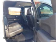 ✅ 2019 Chevrolet Silverado 1500 LTZ • VIN: 3GCUYGED0KG109314 • Lot: 43892760. Wystawiony na IAAI z przebiegiem 98 208 mil. Bezpłatny archiwum sprzedaży aukcyjnych z USA i szczegółowy raport historii pojazdu na DreamBid. Zdjęcie 8.