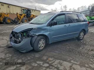 ✅ 2005 Toyota Sienna LE • VIN: 5TDZA23C05S334412 • Lot: 93999365. Listed on Copart with 115,058 mi. Free auction sales archive from the USA and detailed vehicle history report at DreamBid. Image 1.
