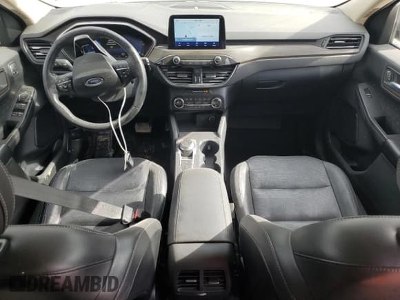 ✅ 2020 Ford Escape Titanium • VIN: 1FMCU9J92LUA80719 • Лот: 44363355. Опубликован ранее на Copart с пробегом 63 203 миль. Бесплатный доступ к архиву аукционных продаж из США и подробный отчёт об истории автомобиля на DreamBid. Изображение 8.