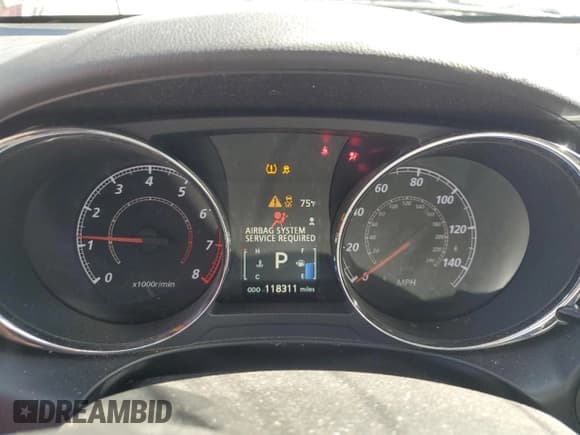 ✅ 2016 Mitsubishi Outlander ES • VIN: JA4AR3AU8GZ050724 • Лот: 85290805. Опубликован ранее на Copart с пробегом 118 311 миль. Бесплатный доступ к архиву аукционных продаж из США и подробный отчёт об истории автомобиля на DreamBid. Изображение 9.