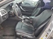 ✅ 2012 BMW 3 Series 328i • VIN: WBA3A5G51CNP15964 • Lot: 95764305. Wystawiony na Copart z przebiegiem 140 592 mil. Bezpłatny archiwum sprzedaży aukcyjnych z USA i szczegółowy raport historii pojazdu na DreamBid. Zdjęcie 7.