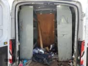 ✅ 2018 Ford Transit • VIN: 1FTYR1CM3JKA06491 • Lot: 70991374. Wystawiony na Copart z przebiegiem 192 027 mil. Bezpłatny archiwum sprzedaży aukcyjnych z USA i szczegółowy raport historii pojazdu na DreamBid. Zdjęcie 10.