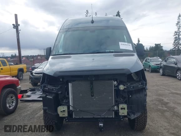 ✅ 2023 Mercedes-Benz Sprinter • VIN: W1W4NBVY8PT131445 • Лот: 41826124. Опубликован ранее на IAAI с пробегом 7 376 миль. Бесплатный доступ к архиву аукционных продаж из США и подробный отчёт об истории автомобиля на DreamBid. Изображение 13.