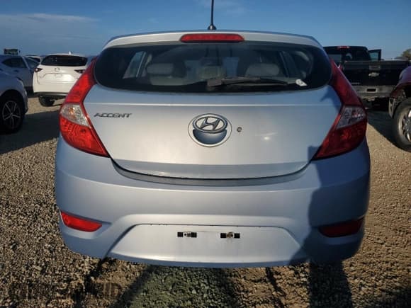 ✅ 2012 Hyundai Accent GS • VIN: KMHCT5AE4CU046421 • Лот: 74517334. Опубликован ранее на Copart с пробегом 50 525 миль. Бесплатный доступ к архиву аукционных продаж из США и подробный отчёт об истории автомобиля на DreamBid. Изображение 6.
