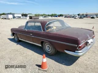 ✅ 1965 Mercedes-Benz 220 • VIN: 071149 • Lot: 84445445. Listed on Copart with 8,875 mi. Free auction sales archive from the USA and detailed vehicle history report at DreamBid. Image 2.