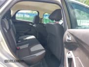 ✅ 2012 Ford Focus SE • VIN: 1FAHP3F29CL452465 • Lot: 42288025. Wystawiony na IAAI z przebiegiem 25 420 mil. Bezpłatny archiwum sprzedaży aukcyjnych z USA i szczegółowy raport historii pojazdu na DreamBid. Zdjęcie 8.