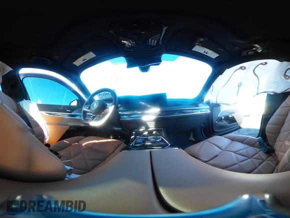 ✅ 2023 BMW 7 Series 740i • VIN: WBA23EH00PCM61075 • Лот: 41336118. Опубликован ранее на IAAI с пробегом 14 715 миль. Бесплатный доступ к архиву аукционных продаж из США и подробный отчёт об истории автомобиля на DreamBid. Изображение 18.