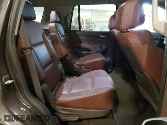 2016 Chevrolet Tahoe LTZ with VIN 1GNSKCKC5GR107425, listed as a Copart auction lot 81219225 with 130,322 mi miles and Salvage title. Bid and sale history available at DreamBid. Image 11.