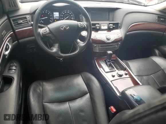 ✅ 2015 Infiniti Q70 • VIN: JN1BY1AR1FM561445 • Лот: 58377655. Опубликован ранее на Copart с пробегом 202 174 миль. Бесплатный доступ к архиву аукционных продаж из США и подробный отчёт об истории автомобиля на DreamBid. Изображение 8.