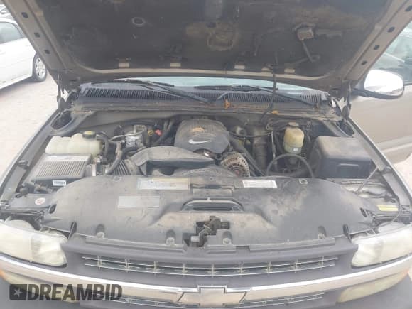 ✅ 2001 Chevrolet Silverado 2500 • VIN: 1GCGK29U41Z216201 • Lot: 43580808. Wystawiony na IAAI z przebiegiem 222 228 mil. Bezpłatny archiwum sprzedaży aukcyjnych z USA i szczegółowy raport historii pojazdu na DreamBid. Zdjęcie 10.