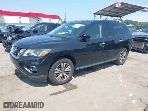 ✅ 2018 Nissan Pathfinder S • VIN: 5N1DR2MN1JC618075 • Лот: 42788803. Опубликован ранее на IAAI с пробегом 136 808 миль. Бесплатный доступ к архиву аукционных продаж из США и подробный отчёт об истории автомобиля на DreamBid. Изображение 2.