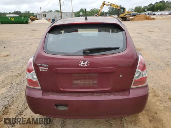 2007 Hyundai Accent SE с VIN KMHCN36C47U049430, выставлен на аукционе Copart как лот 51420874 с пробегом 122 578 миль миль и Списание • Salvage title. История ставок и продаж доступна на DreamBid. Изображение 6.