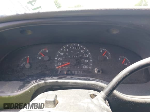 ✅ 2003 Ford Econoline Passenger XL • VIN: 1FBSS31L13HB82587 • Lot: 42314787. Listed on IAAI with 217,431 mi. Free auction sales archive from the USA and detailed vehicle history report at DreamBid. Image 7.