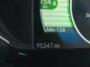 ✅ 2018 Chevrolet Bolt EV LT • VIN: 1G1FW6S00J4139718 • Lot: 42162016. Wystawiony na IAAI z przebiegiem 95 347 mil. Bezpłatny archiwum sprzedaży aukcyjnych z USA i szczegółowy raport historii pojazdu na DreamBid. Zdjęcie 15.