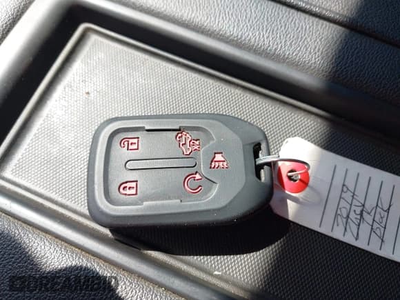 ✅ 2019 Chevrolet Silverado 1500 RST • VIN: 1GCRYEED0KZ365365 • Lot: 43261924. Wystawiony na IAAI z przebiegiem 70 192 mil. Bezpłatny archiwum sprzedaży aukcyjnych z USA i szczegółowy raport historii pojazdu na DreamBid. Zdjęcie 11.