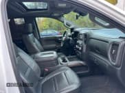 ✅ 2019 GMC Sierra 1500 Denali • VIN: 1GTU9FEL6KZ290420 • Лот: 91506455. Опубликован ранее на Copart с пробегом 130 141 миль. Бесплатный доступ к архиву аукционных продаж из США и подробный отчёт об истории автомобиля на DreamBid. Изображение 8.