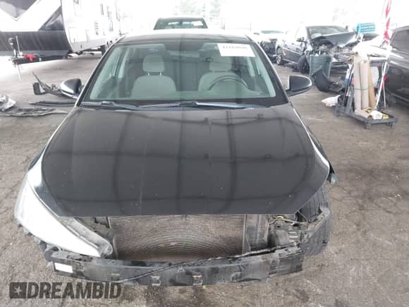 2019 Hyundai Elantra SE z VIN 5NPD74LF2KH487647, wystawiony jako IAAI lot #42182698 z przebiegiem 108 092 mil mil oraz . Historia ofert i sprzedaży dostępna na DreamBid. Obrazek 13.