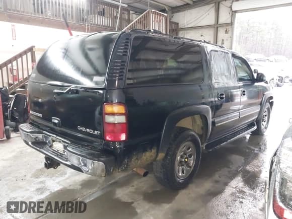 ✅ 2003 Chevrolet Suburban LS • VIN: 1GNFK16T93J211098 • Лот: 41494713. Опубликован ранее на IAAI с пробегом 366 222 миль. Бесплатный доступ к архиву аукционных продаж из США и подробный отчёт об истории автомобиля на DreamBid. Изображение 4.