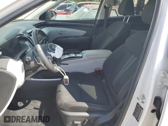 ✅ 2022 Hyundai Tucson SEL Convenience • VIN: KM8JFCA19NU043291 • Lot: 71712304. Wystawiony na Copart z przebiegiem 47 332 mil. Bezpłatny archiwum sprzedaży aukcyjnych z USA i szczegółowy raport historii pojazdu na DreamBid. Zdjęcie 7.