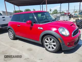 2013 MINI Hardtop S with VIN WMWSV3C55DT390419, listed as a IAAI auction lot 42337786 with 128,872 mi miles and . Bid and sale history available at DreamBid. Image 1.