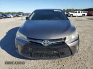 ✅ 2017 Toyota Camry LE • VIN: 4T1BF1FK5HU646379 • Lot: 86470335. Wystawiony na Copart z przebiegiem 147 482 mil. Bezpłatny archiwum sprzedaży aukcyjnych z USA i szczegółowy raport historii pojazdu na DreamBid. Zdjęcie 5.