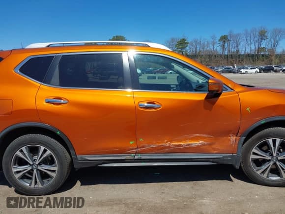 ✅ 2017 Nissan Rogue SL • VIN: 5N1AT2MV7HC751485 • Lot: 42070057. Listed on IAAI with 93,921 mi. Free auction sales archive from the USA and detailed vehicle history report at DreamBid. Image 13.