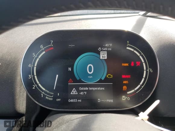 ✅ 2024 MINI Countryman Cooper S • VIN: WMZ83BR05R3S18049 • Lot: 70869455. Listed on Copart with 4,653 mi. Free auction sales archive from the USA and detailed vehicle history report at DreamBid. Image 9.