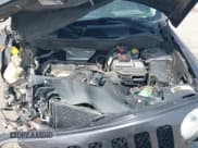 ✅ 2016 Jeep Patriot High Altitude • VIN: 1C4NJPFA2GD612411 • Lot: 42921391. Wystawiony na IAAI z przebiegiem 121 746 mil. Bezpłatny archiwum sprzedaży aukcyjnych z USA i szczegółowy raport historii pojazdu na DreamBid. Zdjęcie 10.