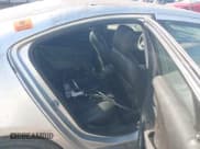 ✅ 2011 Chevrolet Volt • VIN: 1G1RD6E4XBU101528 • Lot: 43650505. Wystawiony na IAAI z przebiegiem Nie podano. Bezpłatny archiwum sprzedaży aukcyjnych z USA i szczegółowy raport historii pojazdu na DreamBid. Zdjęcie 8.