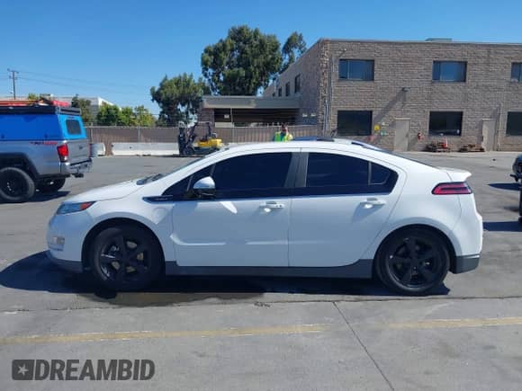 2015 Chevrolet Volt с VIN 1G1RD6E45FU141604, выставлен на аукционе IAAI как лот 43283385 с пробегом 96 825 миль миль и . История ставок и продаж доступна на DreamBid. Изображение 13.