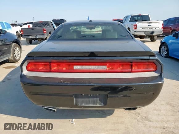 ✅ 2009 Dodge Challenger R/T • VIN: 2B3LJ54T69H510228 • Lot: 68282705. Listed on Copart with Not provided. Free auction sales archive from the USA and detailed vehicle history report at DreamBid. Image 6.