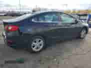 2018 Chevrolet Cruze LT с VIN 1G1BE5SM2J7245584, выставлен на аукционе Copart как лот 90860365 с пробегом 67 559 миль миль и Чистый • Clean title. История ставок и продаж доступна на DreamBid. Изображение 3.