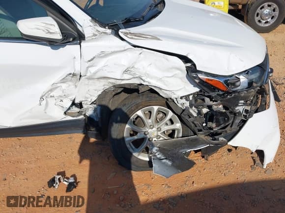 ✅ 2019 Chevrolet Equinox LT • VIN: 2GNAXTEVXK6106088 • Лот: 43742753. Опубликован ранее на IAAI с пробегом 120 505 миль. Бесплатный доступ к архиву аукционных продаж из США и подробный отчёт об истории автомобиля на DreamBid. Изображение 6.