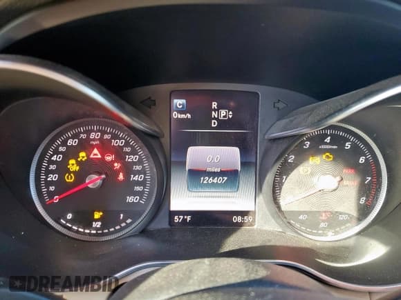 ✅ 2015 Mercedes-Benz C 300 • VIN: 55SWF4JB5FU058114 • Lot: 92315055. Listed on Copart with 126,407 mi. Free auction sales archive from the USA and detailed vehicle history report at DreamBid. Image 9.